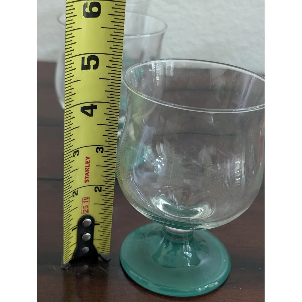 Vtg Luminarc France Colored Base Tulip Glasses Lot of 8 Red Green Pedestal Rare